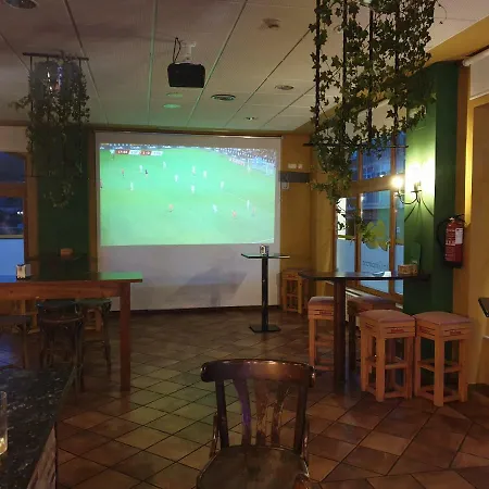 Hospedium Puerta Vadinia 3* Cistierna