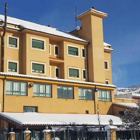 Hotel Hospedium Hotel Spa Puerta Vadinia Cistierna